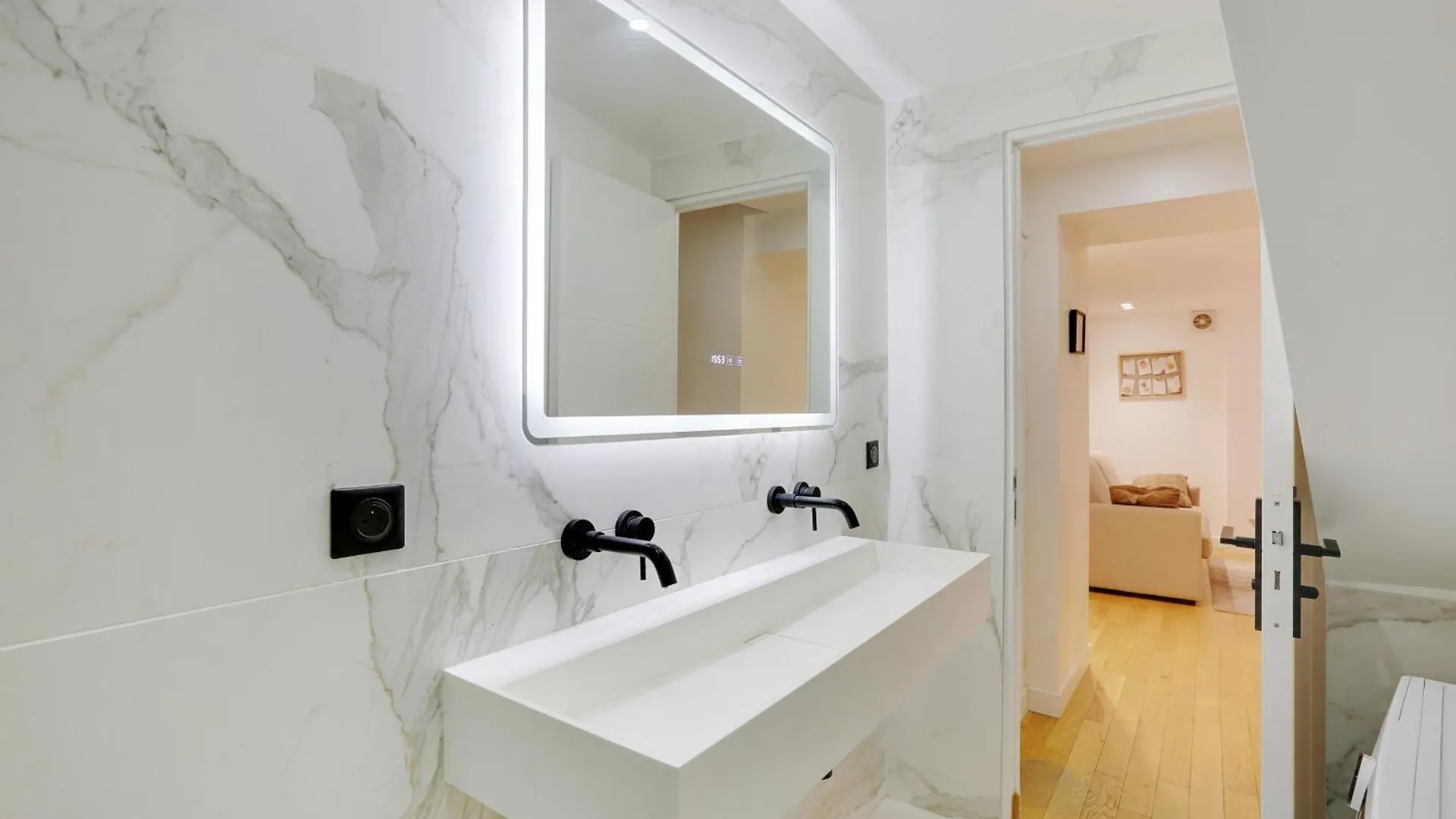 Beautiful 2 Bdr Duplex In * باريس